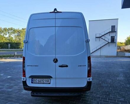 Белый Мерседес Sprinter, объемом двигателя 2.14 л и пробегом 453 тыс. км за 34299 $, фото 1 на Automoto.ua