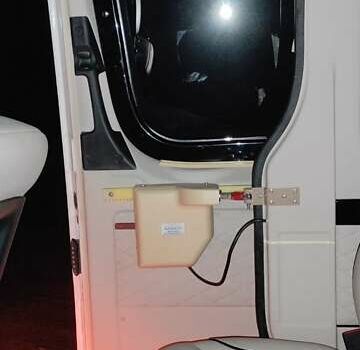 Белый Мерседес Sprinter, объемом двигателя 2.2 л и пробегом 274 тыс. км за 54500 $, фото 26 на Automoto.ua