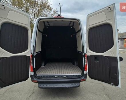 Белый Мерседес Sprinter, объемом двигателя 2.14 л и пробегом 301 тыс. км за 45400 $, фото 15 на Automoto.ua