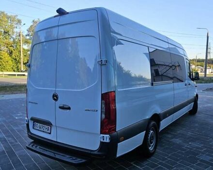 Белый Мерседес Sprinter, объемом двигателя 2.14 л и пробегом 453 тыс. км за 34299 $, фото 3 на Automoto.ua