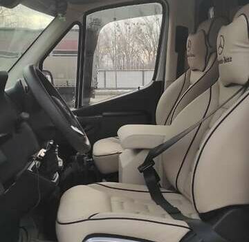 Белый Мерседес Sprinter, объемом двигателя 2.2 л и пробегом 274 тыс. км за 54500 $, фото 12 на Automoto.ua