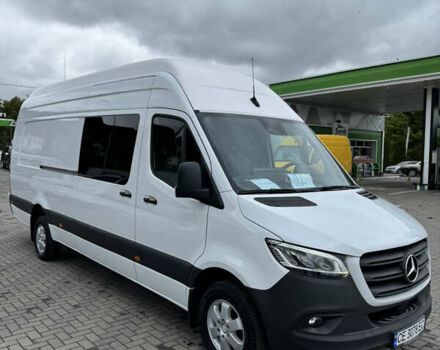 Белый Мерседес Sprinter, объемом двигателя 2.99 л и пробегом 322 тыс. км за 61906 $, фото 2 на Automoto.ua