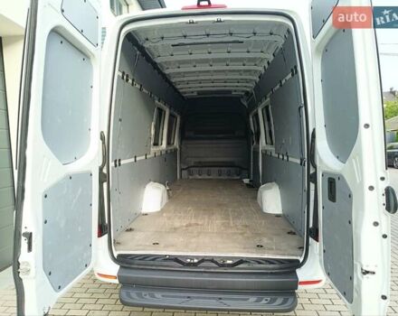 Белый Мерседес Sprinter, объемом двигателя 2.2 л и пробегом 225 тыс. км за 36300 $, фото 28 на Automoto.ua