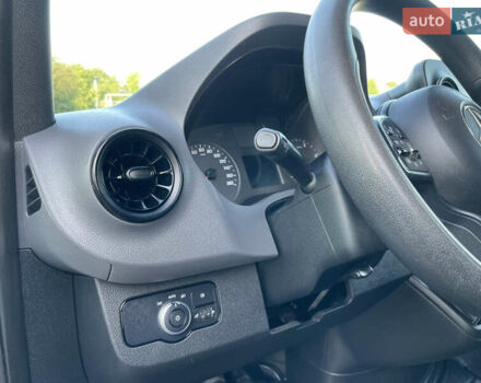 Белый Мерседес Sprinter, объемом двигателя 2.2 л и пробегом 272 тыс. км за 31700 $, фото 22 на Automoto.ua