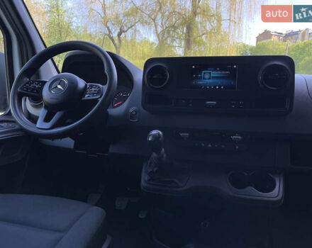 Белый Мерседес Sprinter, объемом двигателя 2.99 л и пробегом 126 тыс. км за 43266 $, фото 37 на Automoto.ua