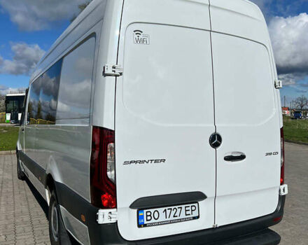 Белый Мерседес Sprinter, объемом двигателя 2.99 л и пробегом 253 тыс. км за 43999 $, фото 9 на Automoto.ua