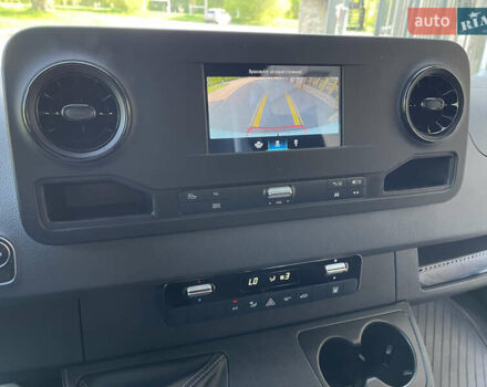 Белый Мерседес Sprinter, объемом двигателя 2.99 л и пробегом 126 тыс. км за 43266 $, фото 54 на Automoto.ua