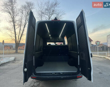 Белый Мерседес Sprinter, объемом двигателя 3 л и пробегом 200 тыс. км за 43888 $, фото 101 на Automoto.ua