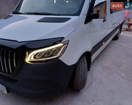 Белый Мерседес Sprinter, объемом двигателя 2.9 л и пробегом 365 тыс. км за 41999 $, фото 14 на Automoto.ua