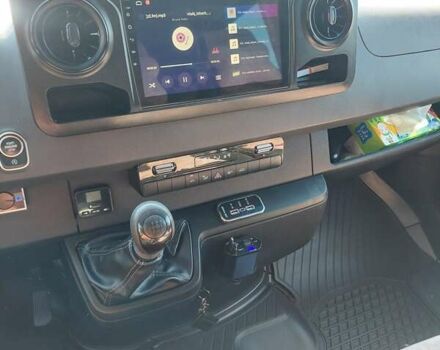 Білий Мерседес Sprinter, об'ємом двигуна 2.99 л та пробігом 530 тис. км за 53269 $, фото 11 на Automoto.ua