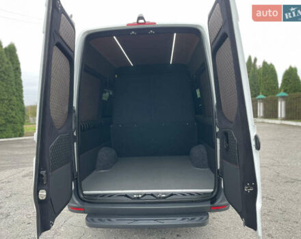 Белый Мерседес Sprinter, объемом двигателя 2.14 л и пробегом 201 тыс. км за 31700 $, фото 8 на Automoto.ua