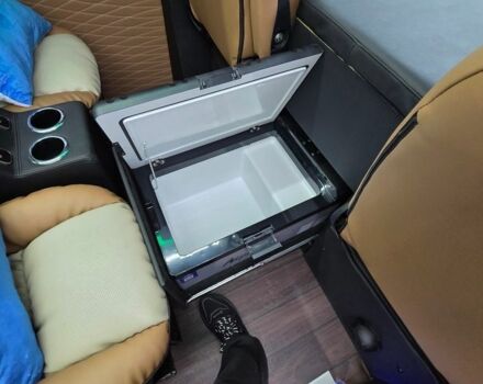 Білий Мерседес Sprinter, об'ємом двигуна 1.95 л та пробігом 243 тис. км за 37000 $, фото 12 на Automoto.ua