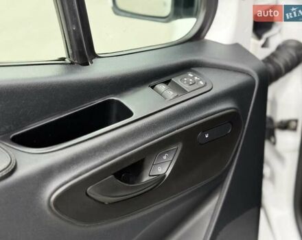 Белый Мерседес Sprinter, объемом двигателя 2.2 л и пробегом 335 тыс. км за 39100 $, фото 51 на Automoto.ua