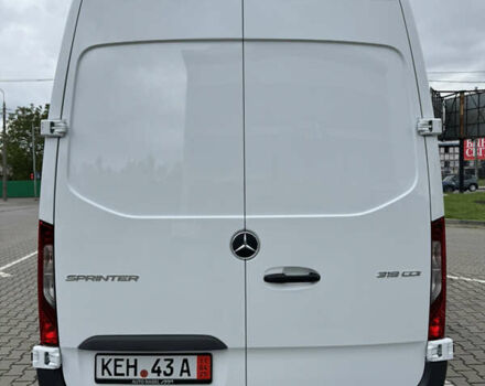 Белый Мерседес Sprinter, объемом двигателя 2.99 л и пробегом 136 тыс. км за 68624 $, фото 7 на Automoto.ua