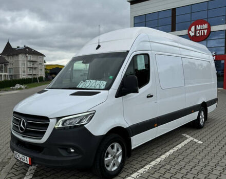 Белый Мерседес Sprinter, объемом двигателя 2.99 л и пробегом 136 тыс. км за 68624 $, фото 3 на Automoto.ua