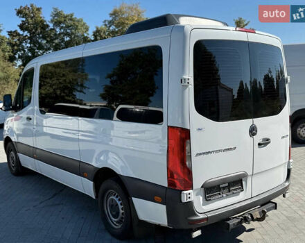 Белый Мерседес Sprinter, объемом двигателя 2.3 л и пробегом 257 тыс. км за 33872 $, фото 4 на Automoto.ua