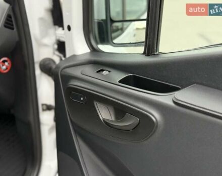 Белый Мерседес Sprinter, объемом двигателя 2.2 л и пробегом 335 тыс. км за 39100 $, фото 31 на Automoto.ua