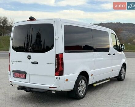 Белый Мерседес Sprinter, объемом двигателя 2.2 л и пробегом 335 тыс. км за 39100 $, фото 16 на Automoto.ua