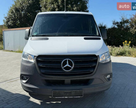 Белый Мерседес Sprinter, объемом двигателя 2.3 л и пробегом 257 тыс. км за 33872 $, фото 6 на Automoto.ua