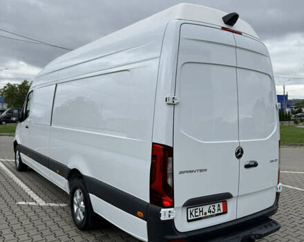 Белый Мерседес Sprinter, объемом двигателя 2.99 л и пробегом 136 тыс. км за 68624 $, фото 6 на Automoto.ua