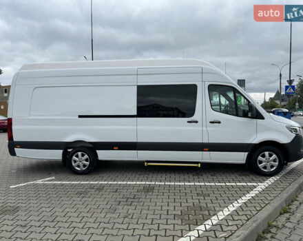 Белый Мерседес Sprinter, объемом двигателя 2.99 л и пробегом 136 тыс. км за 68624 $, фото 4 на Automoto.ua