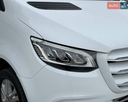 Белый Мерседес Sprinter, объемом двигателя 2.2 л и пробегом 335 тыс. км за 39100 $, фото 7 на Automoto.ua