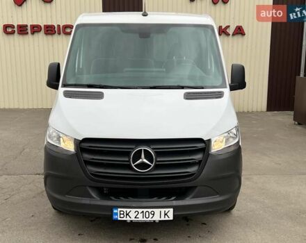 Белый Мерседес Sprinter, объемом двигателя 1.95 л и пробегом 33 тыс. км за 29900 $, фото 1 на Automoto.ua