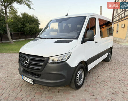 Белый Мерседес Sprinter, объемом двигателя 2 л и пробегом 170 тыс. км за 26400 $, фото 1 на Automoto.ua