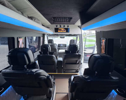Білий Мерседес Sprinter, об'ємом двигуна 2.99 л та пробігом 260 тис. км за 60000 $, фото 22 на Automoto.ua