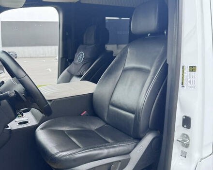 Білий Мерседес Sprinter, об'ємом двигуна 2.99 л та пробігом 260 тис. км за 60000 $, фото 13 на Automoto.ua