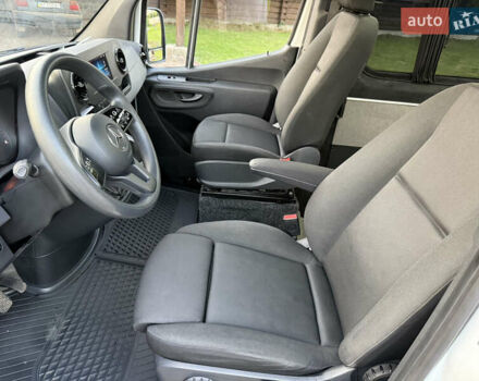 Белый Мерседес Sprinter, объемом двигателя 2 л и пробегом 170 тыс. км за 26400 $, фото 26 на Automoto.ua