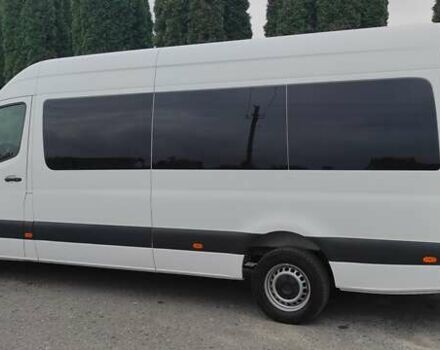 Белый Мерседес Sprinter, объемом двигателя 2 л и пробегом 167 тыс. км за 34950 $, фото 2 на Automoto.ua