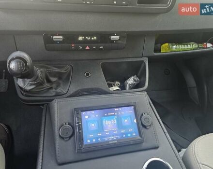 Белый Мерседес Sprinter, объемом двигателя 1.95 л и пробегом 62 тыс. км за 69000 $, фото 4 на Automoto.ua