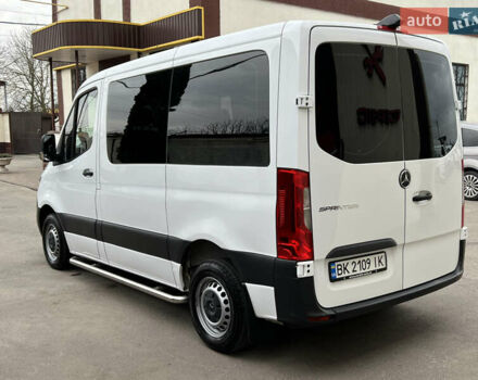 Белый Мерседес Sprinter, объемом двигателя 1.95 л и пробегом 35 тыс. км за 29900 $, фото 5 на Automoto.ua
