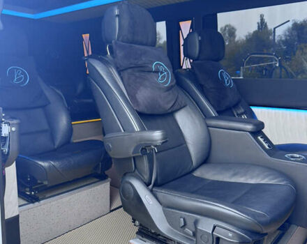 Білий Мерседес Sprinter, об'ємом двигуна 2.99 л та пробігом 260 тис. км за 60000 $, фото 19 на Automoto.ua