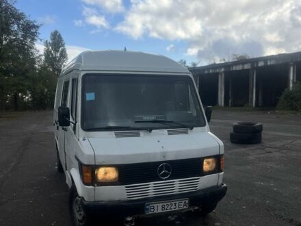Мерседес Sprinter 1992 у Лубнах на Automoto.ua Білий Мерседес Sprinter, об'ємом двигуна 2.3 л та пробігом 111 тис. км за 2300 $, фото 1 на Automoto.ua