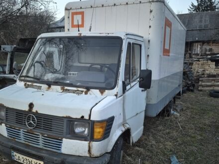Білий Мерседес Sprinter, об'ємом двигуна 2.3 л та пробігом 430 тис. км за 2400 $, фото 1 на Automoto.ua