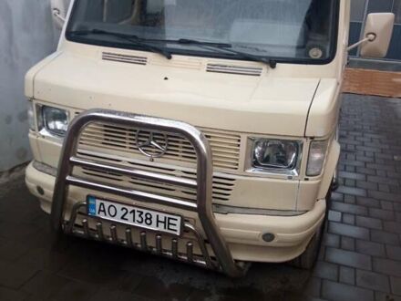 Белый Мерседес Sprinter, объемом двигателя 2.87 л и пробегом 350 тыс. км за 5200 $, фото 1 на Automoto.ua