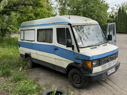 Мерседес Sprinter 1994 у Рівному на Automoto.ua Білий Мерседес Sprinter, об'ємом двигуна 2.87 л та пробігом 500 тис. км за 1200 $, фото 1 на Automoto.ua