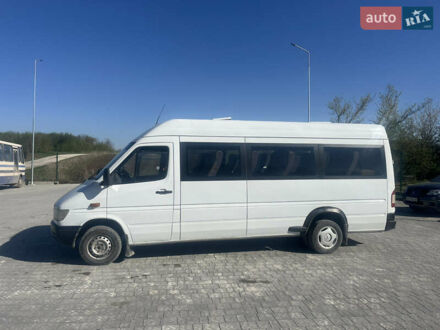 Білий Мерседес Sprinter, об'ємом двигуна 2.3 л та пробігом 400 тис. км за 6800 $, фото 1 на Automoto.ua