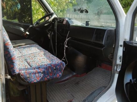 Белый Мерседес Sprinter, объемом двигателя 2.3 л и пробегом 40 тыс. км за 5200 $, фото 1 на Automoto.ua