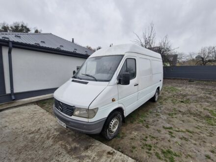 Білий Мерседес Sprinter, об'ємом двигуна 2.3 л та пробігом 432 тис. км за 2850 $, фото 1 на Automoto.ua