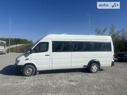 Білий Мерседес Sprinter, об'ємом двигуна 2.3 л та пробігом 400 тис. км за 6800 $, фото 1 на Automoto.ua