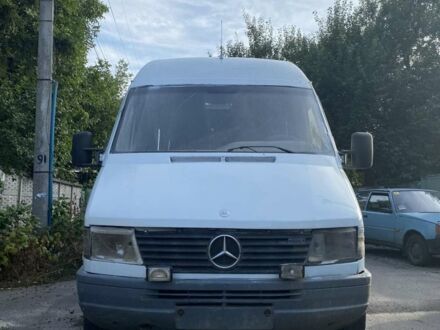 Белый Мерседес Sprinter, объемом двигателя 2.9 л и пробегом 475 тыс. км за 4300 $, фото 1 на Automoto.ua