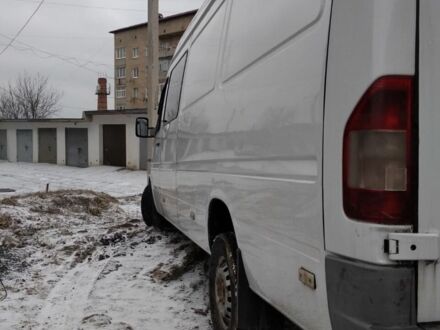 Белый Мерседес Sprinter, объемом двигателя 2.9 л и пробегом 500 тыс. км за 8400 $, фото 1 на Automoto.ua