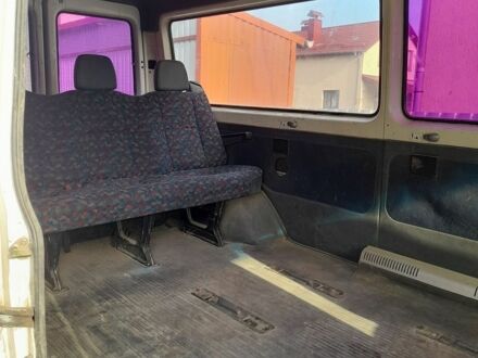 Белый Мерседес Sprinter, объемом двигателя 2.3 л и пробегом 570 тыс. км за 2750 $, фото 1 на Automoto.ua