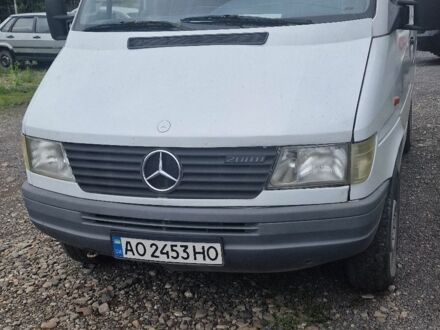 Мерседес Sprinter 1996 в Тячеве на Automoto.ua Белый Мерседес Sprinter, объемом двигателя 2.3 л и пробегом 100 тыс. км за 3600 $, фото 1 на Automoto.ua