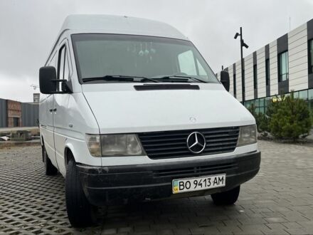 Белый Мерседес Sprinter, объемом двигателя 0 л и пробегом 340 тыс. км за 4500 $, фото 1 на Automoto.ua