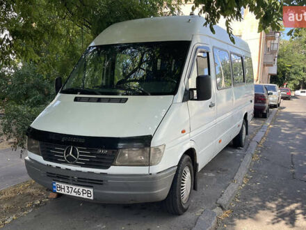 Білий Мерседес Sprinter, об'ємом двигуна 2.87 л та пробігом 350 тис. км за 5800 $, фото 1 на Automoto.ua