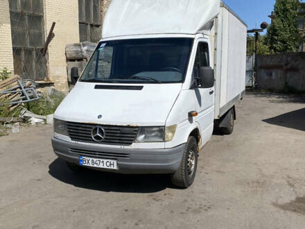 Білий Мерседес Sprinter, об'ємом двигуна 2.3 л та пробігом 400 тис. км за 6200 $, фото 1 на Automoto.ua